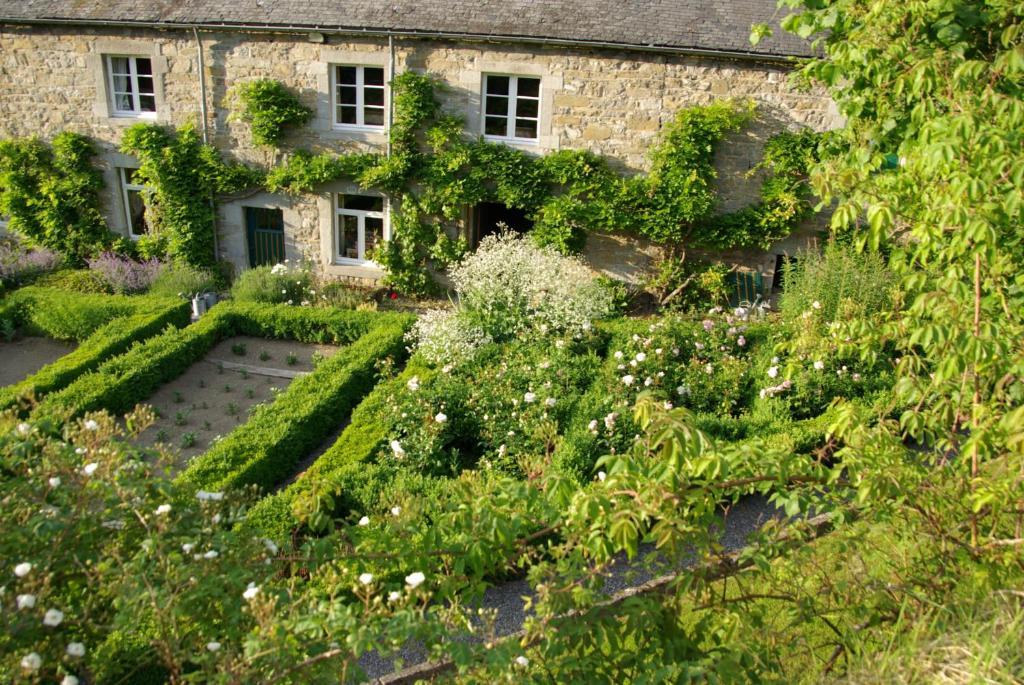 B&B Le Moulin De Resteigne ภายนอก รูปภาพ